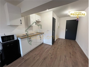 t2 à la location -   02100  SAINT QUENTIN, surface 35 m2 location t2 - UBI427666235